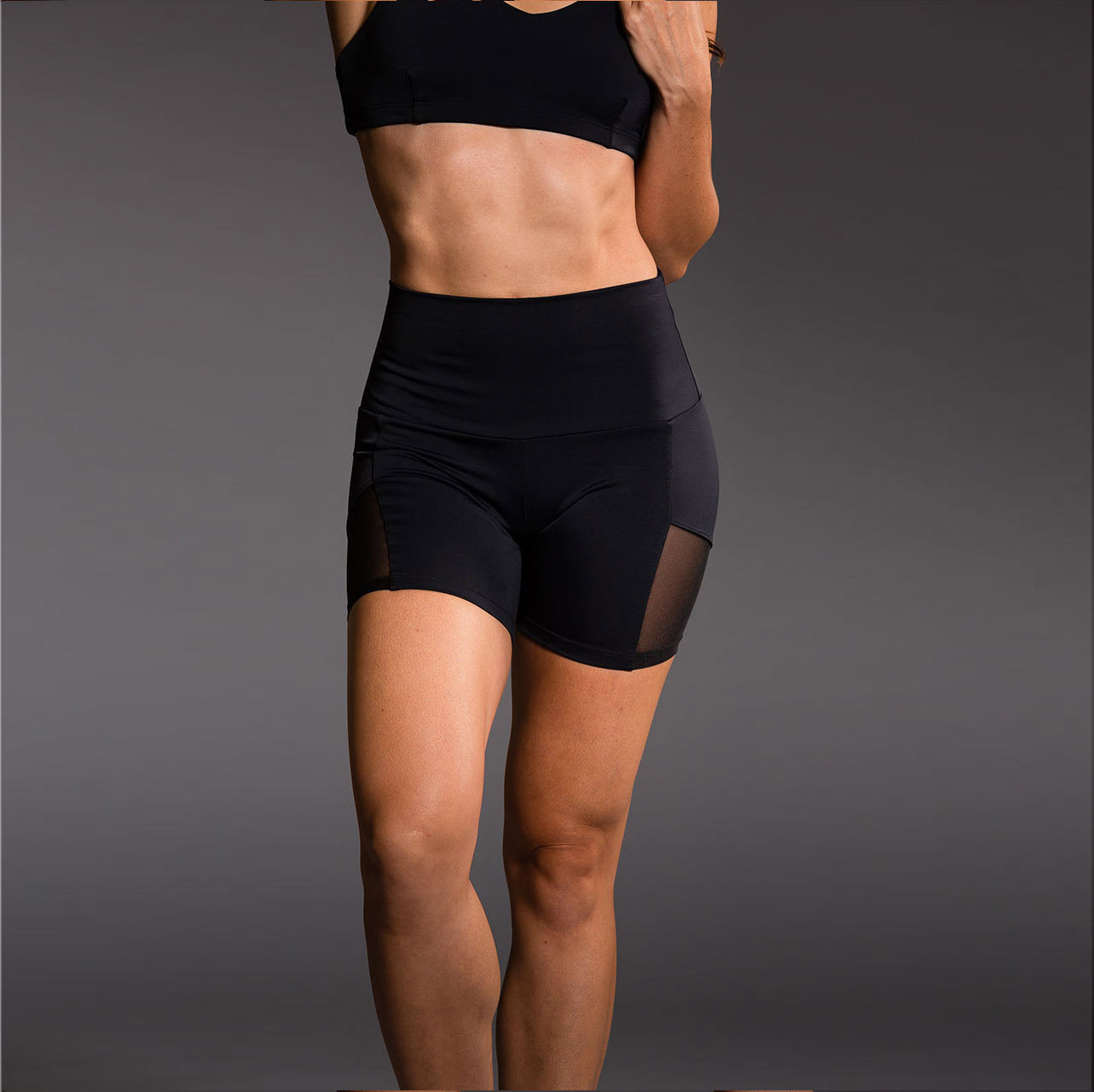 quần short nữ 360s tempo training lưới đen